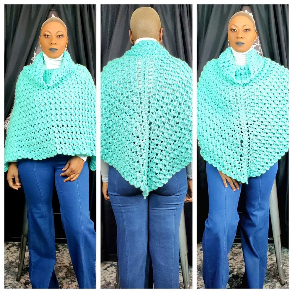 Light green turtleneck poncho